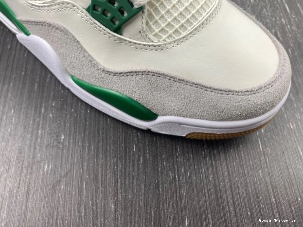 x Air SB Jordan Green DR5415-103 Pine Nike 4 0519
